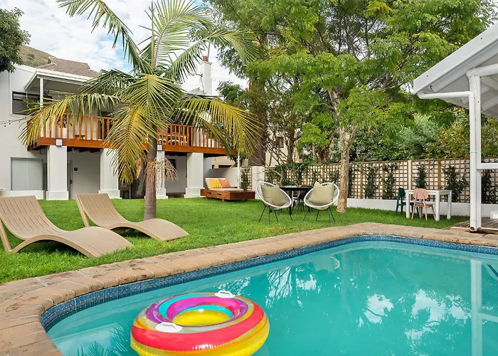 Neighbourgood Hill Suites