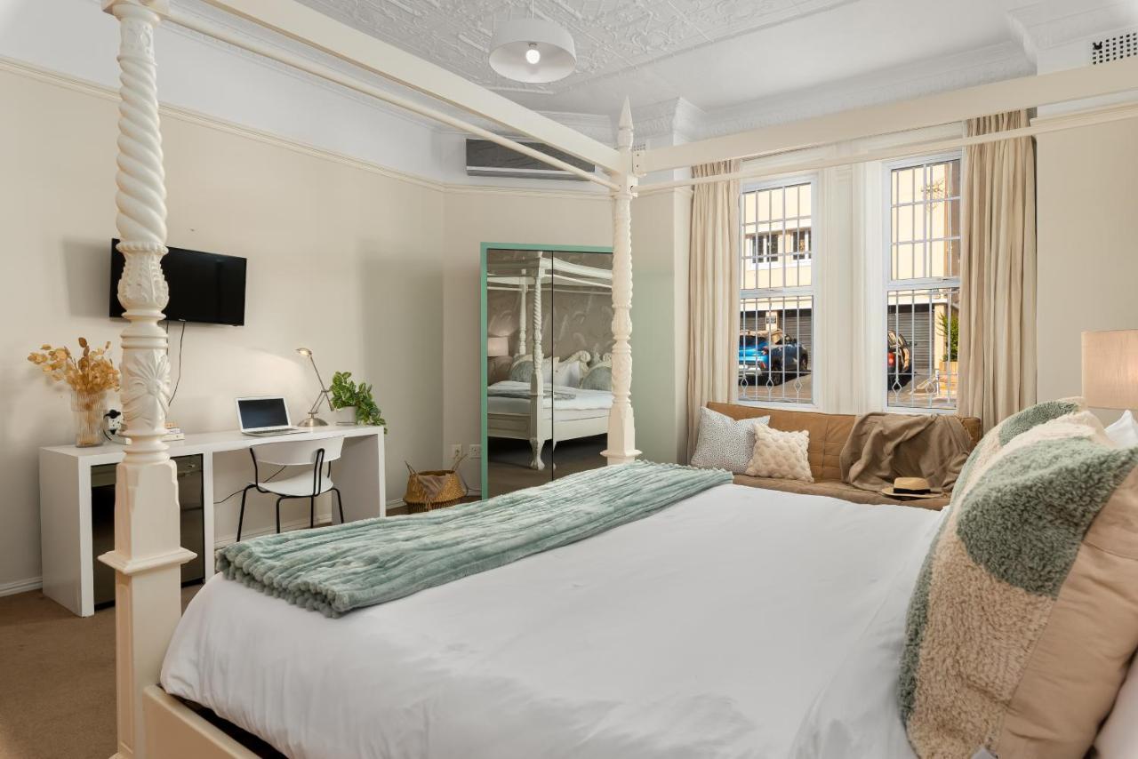 Neighbourgood Hill Hotel Cape Town